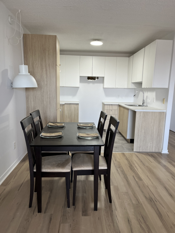 Appartement De 1 Chambre Et 1 Salle De B
