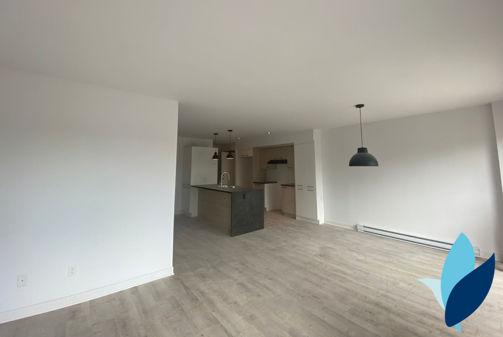 Logement 5 1/2 - 1er Oct - Wifi Inclus