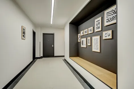 1 room apartment of 99m² in Montreal