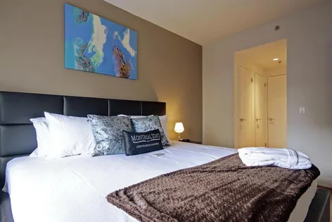 1 room apartment of 107 m² in Montreal