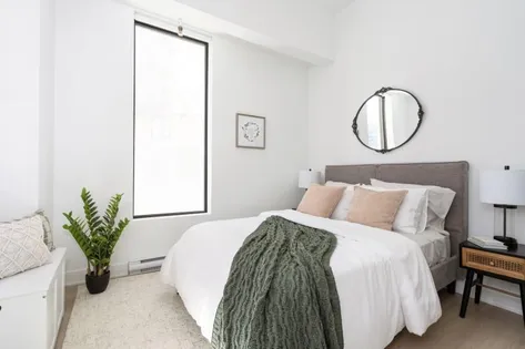 1 room apartment of 107 m² in Montreal