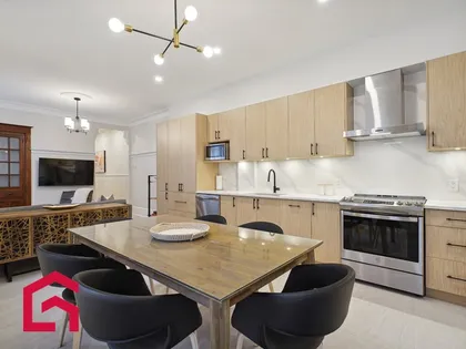 7 rooms apartment of 118m² in Montreal