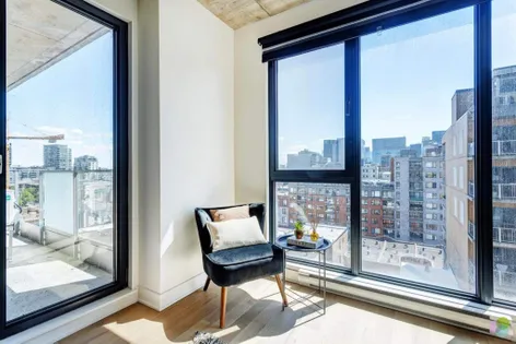 4 rooms apartment of 98m² in Montreal