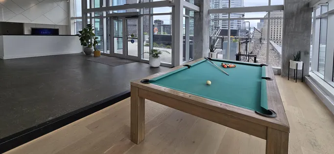1 room apartment of 124 m² in Montreal