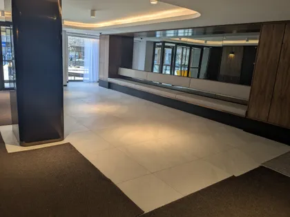 4 rooms apartment of 110m² in Montreal