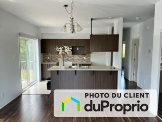 Magnifique Condo à Louer