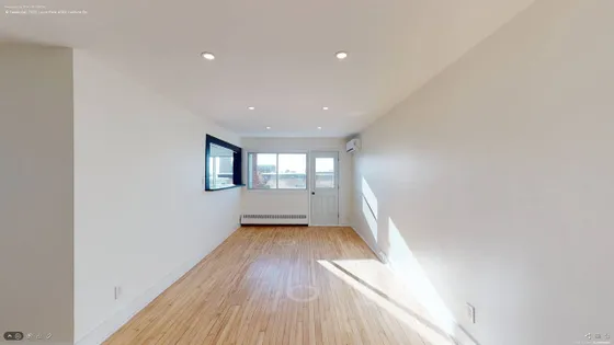 1 room apartment of 61m² in Montreal