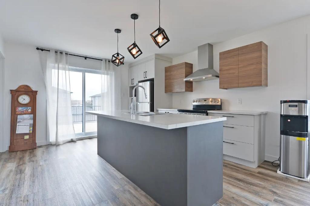 🏡 Maison de ville 2022 | 3 ch + 2 SDB + Terrasse | Saint-Anselme