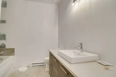 4 rooms apartment of 102m² in Gatineau
