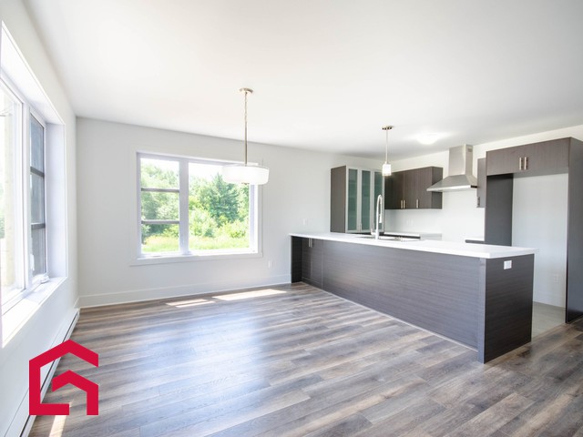 Appartement Terrasse-Vaudreuil À Louer