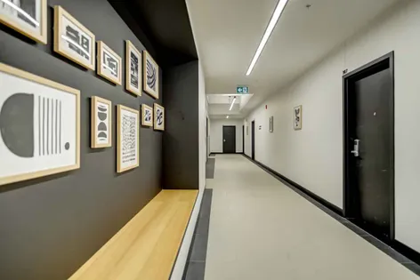 1 room apartment of 56 m² in Montreal