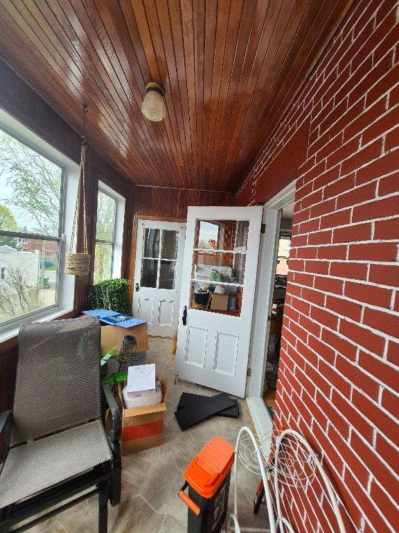 très grand 51/2 lumineux plancher de bois franc