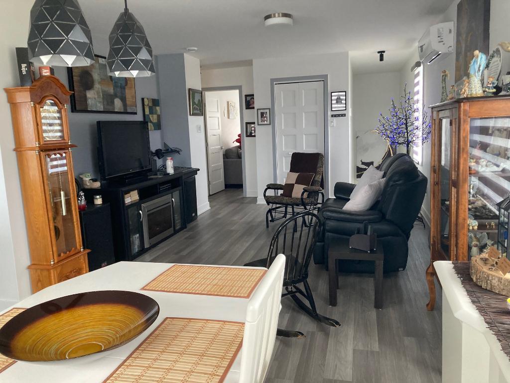 Joliette (St-Charles-Borromée) – Appartement/Logement 4 ½ à louer (avec garage)
