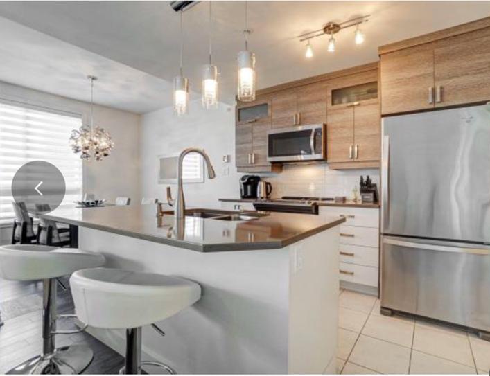 Condo 3 1/2 à louer avec stationnement au garage inclus