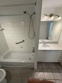 5 rooms apartment of 95 m² in Quebec