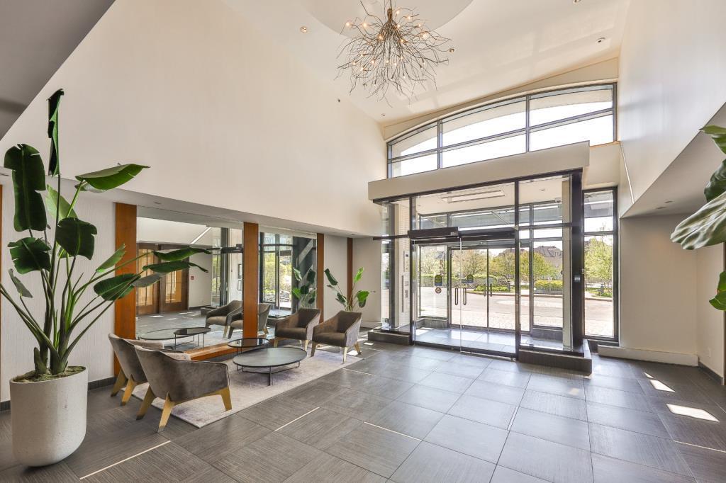 4 1/2 Condo Lumineux avec vue sur golf