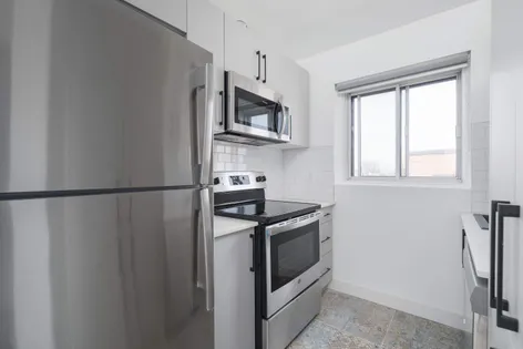 4 rooms apartment of 78m² in Montreal
