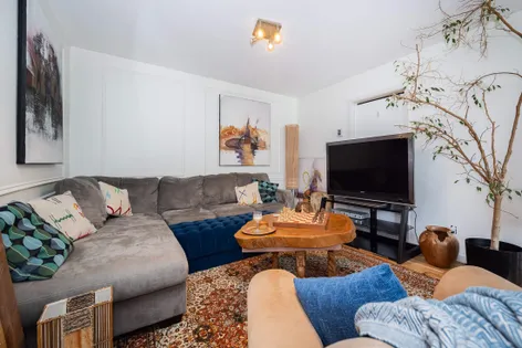 4 rooms apartment of 120 m² in Montreal
