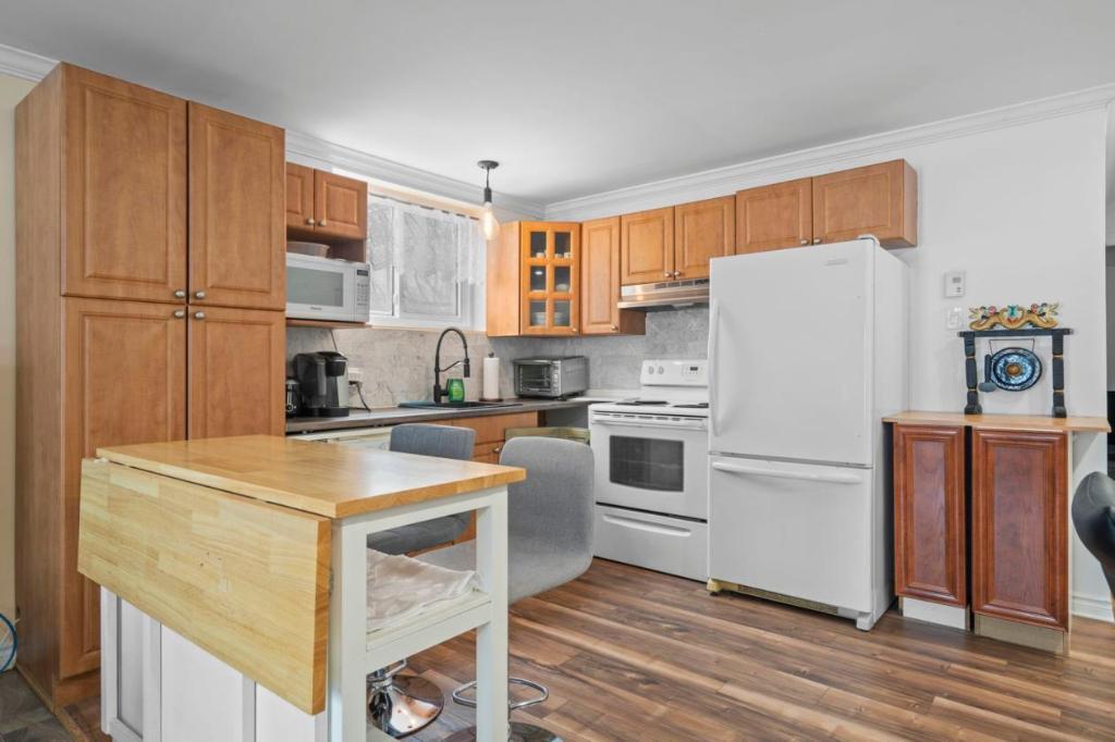 Condo à louer meublé ou non situé à deux pas du REM Brossard