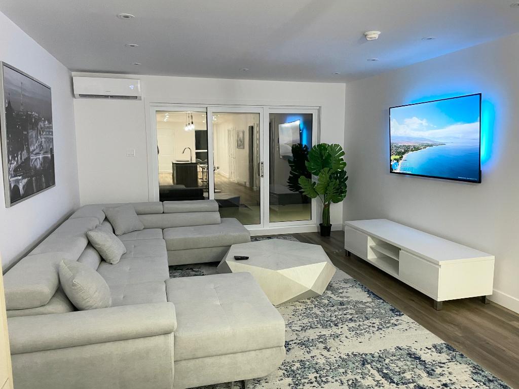 Apartement à louer, Apartment for rent 2 bedrooms/2 bathrooms