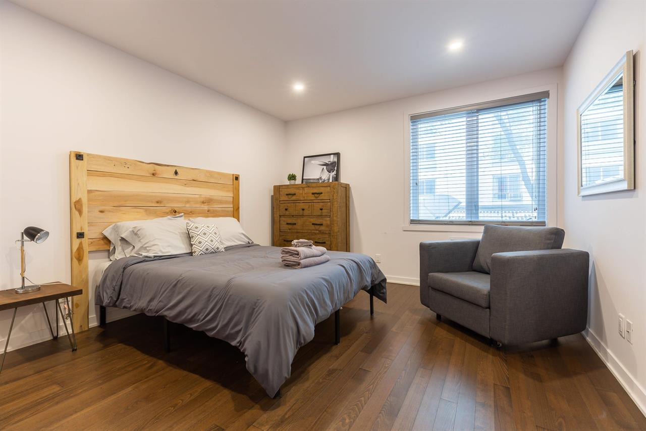 3 CH - 1 SDB - Montréal - $3,295 /mo