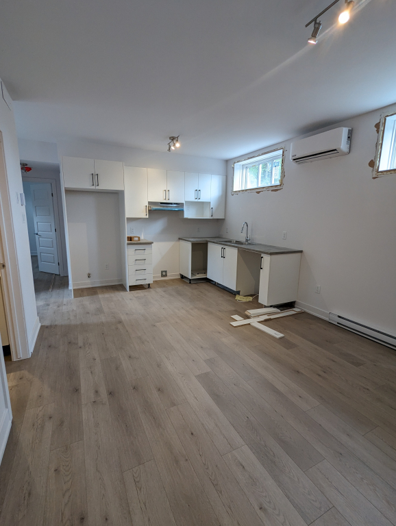1 Chambre Semi Sous-sol