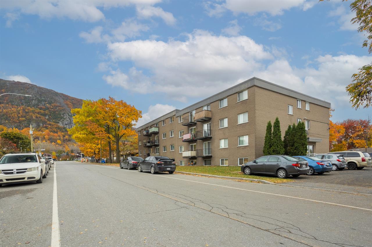 5 1/2 - 532 Nadeau, Mont-St-Hilaire