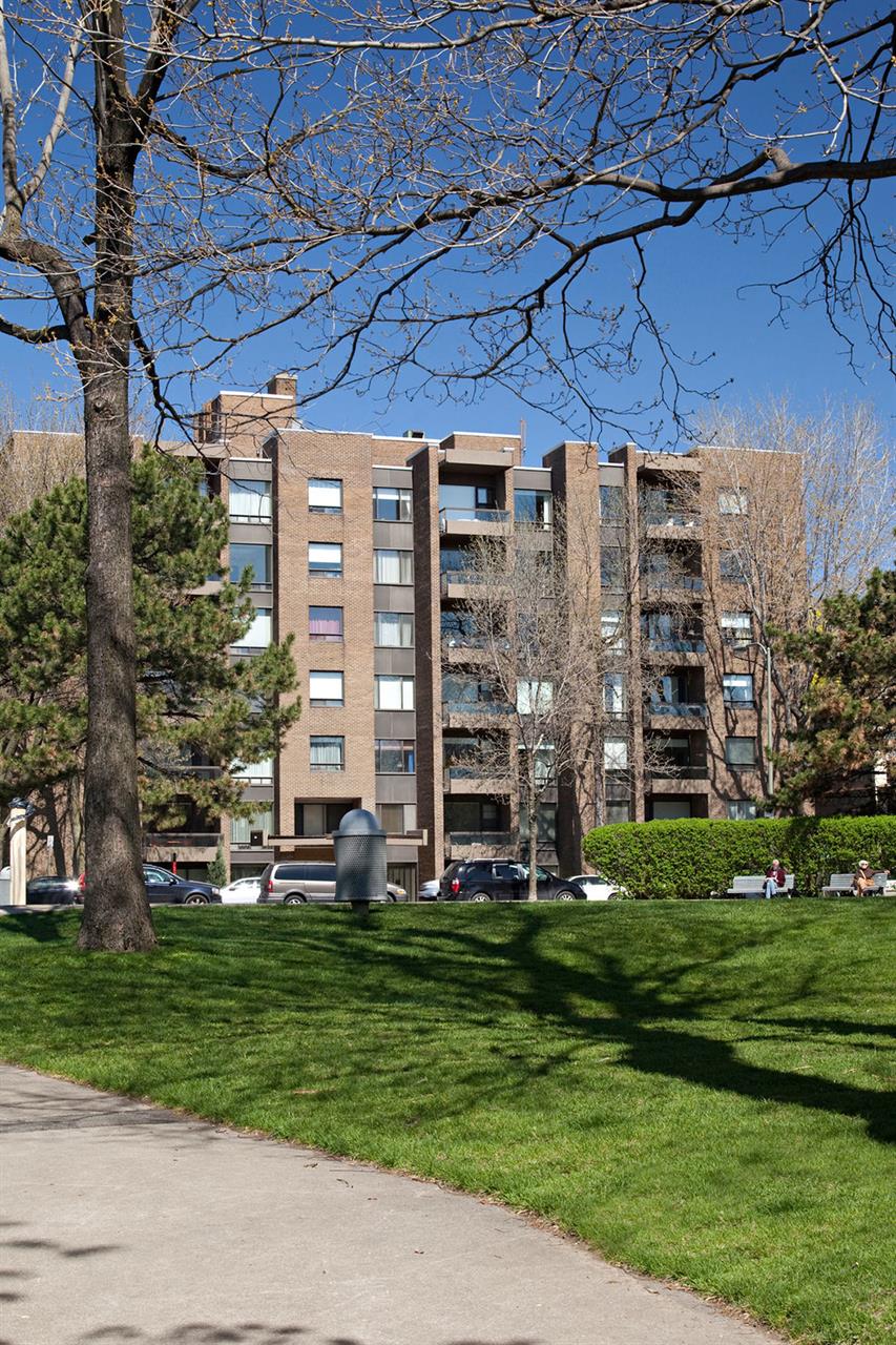 4501 Sherbrooke West - 2 Bedrooms - 4501 Rue Sherbrooke Ouest, Westmount