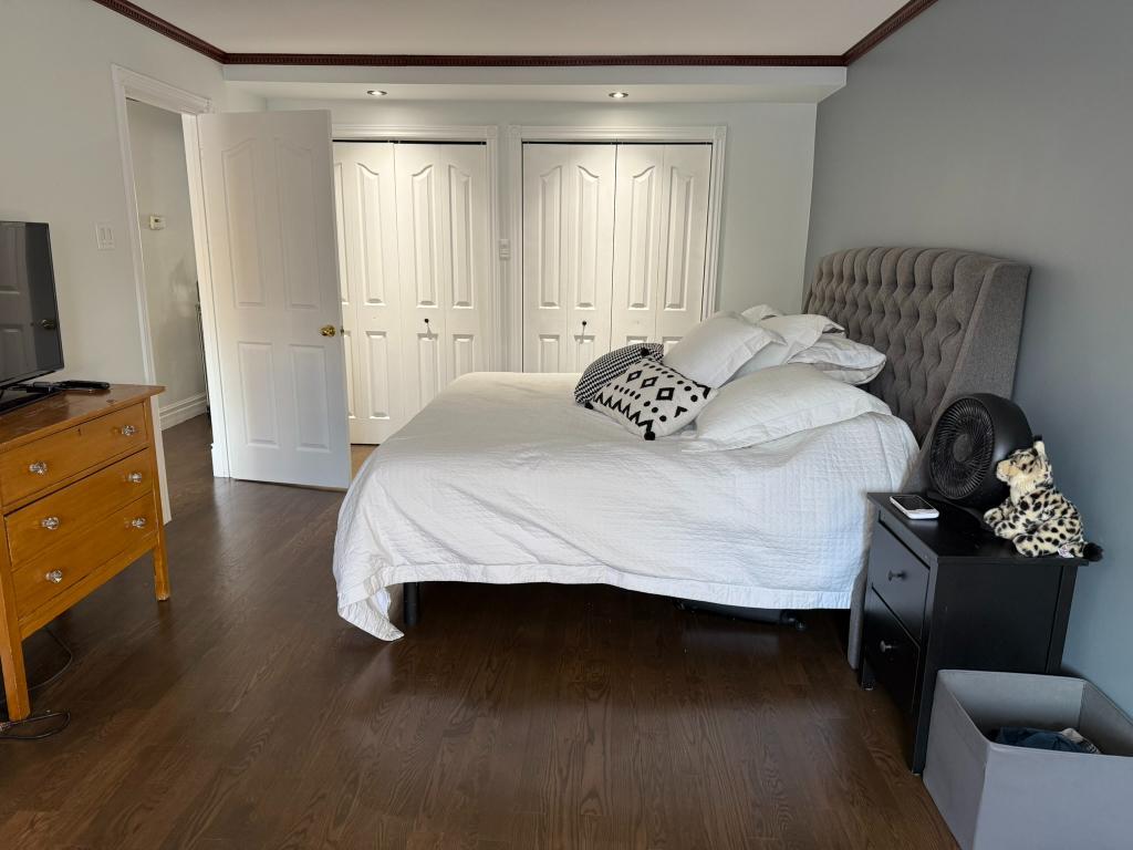 Grand appartement 7 1/2 sur 2 étages avec garage