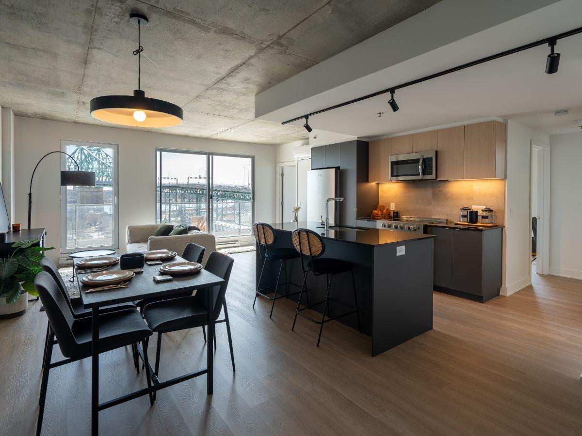 3 Bedrooms - 2150 RUE SAINTE-CATHERINE E, MONTRÉAL (QC) H2K 0C8, Montréal