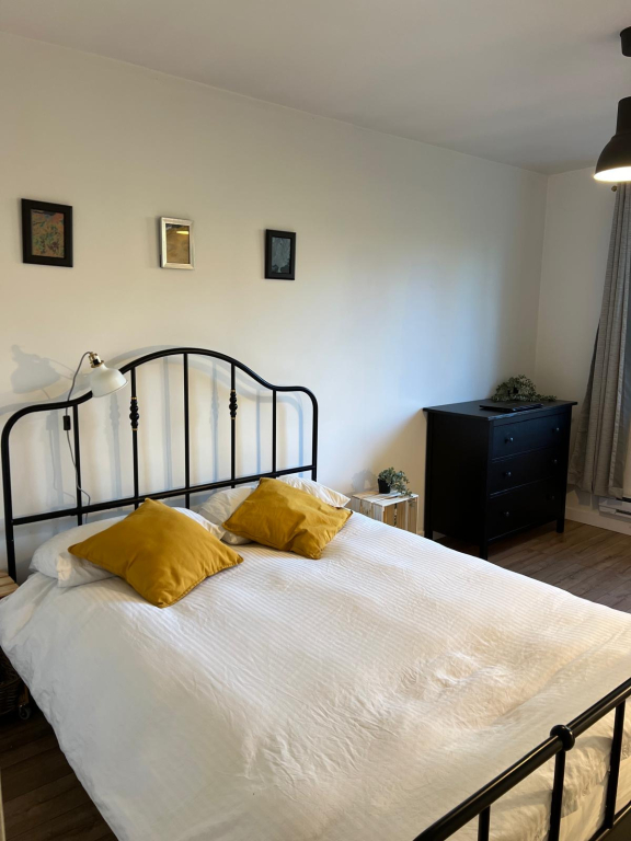Chambre Meublée – 800 $, Tout Inclus