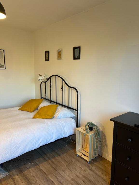 Chambre Meublée – 800 $, Tout Inclus