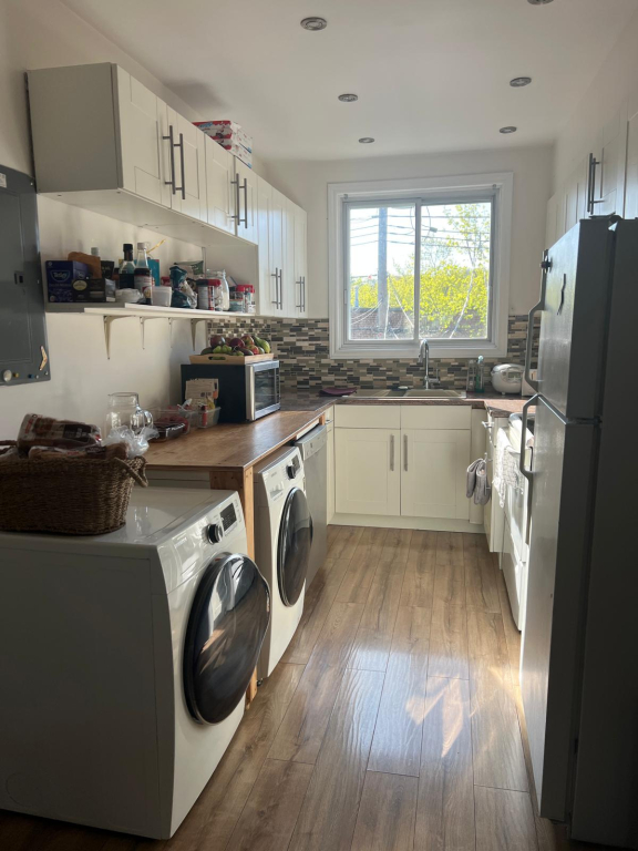 Chambre Meublée – 700 $/mois, Tout Inclu