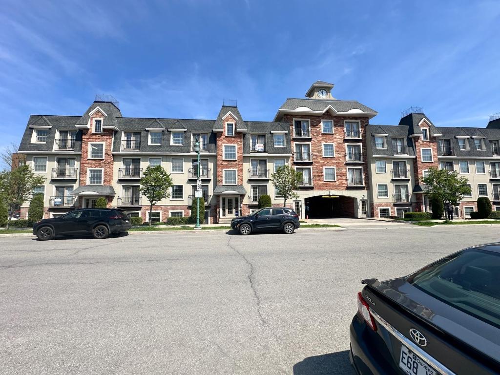 Condo à Ste-Thérèse en face de la gare