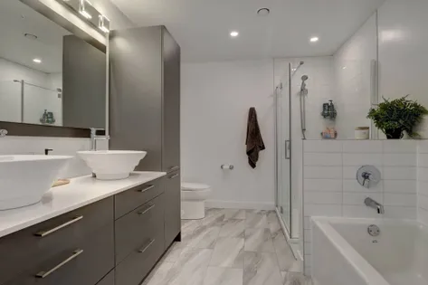 2 rooms apartment of 142 m² in Sherbrooke