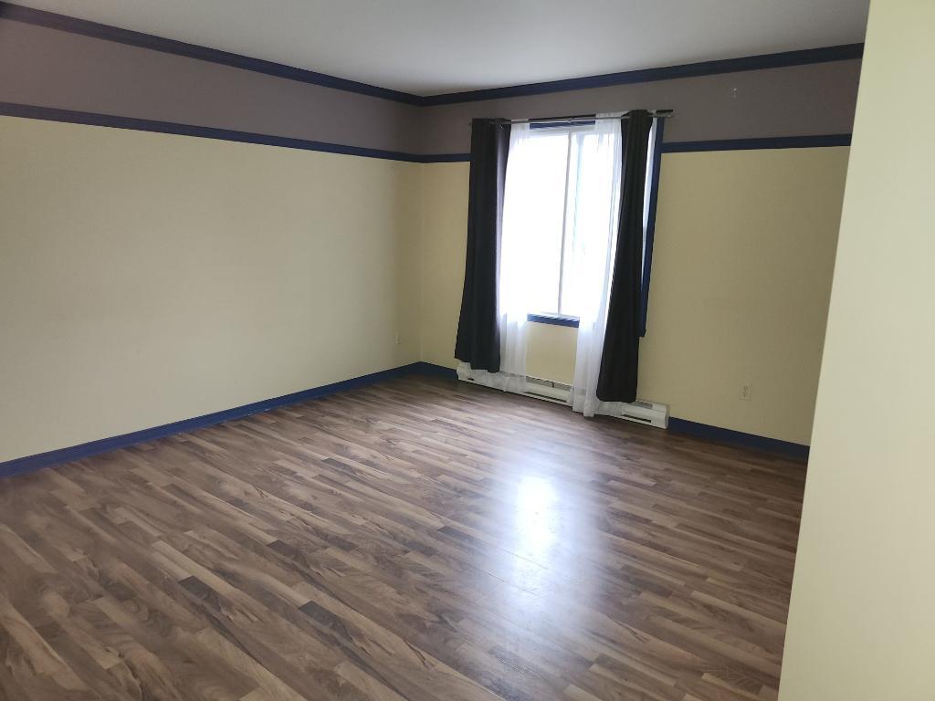 4 1/2 Condo/Appartement a Louer Sur la rue Balmoral a La Prairie