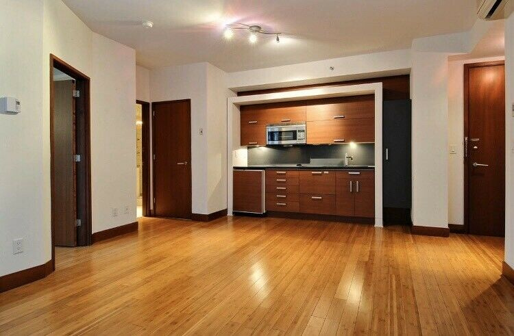 Condo à Louer Vieux Montreal, A/C