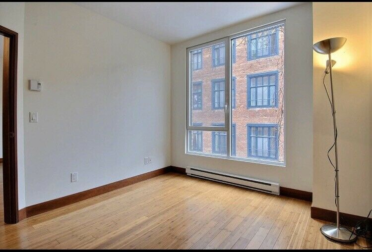 Condo à Louer Vieux Montreal, A/C
