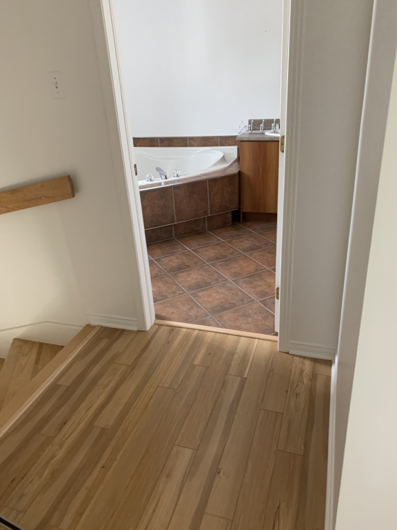 Logement 51/2 Sur 2 étages
