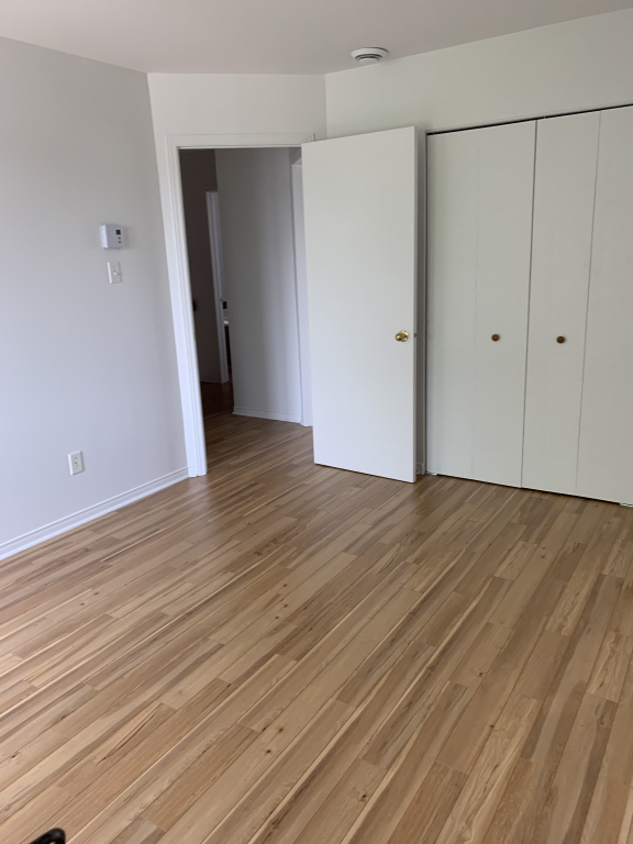 Logement 51/2 Sur 2 étages
