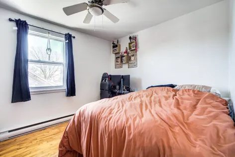 1 room apartment of 48 m² in Montreal