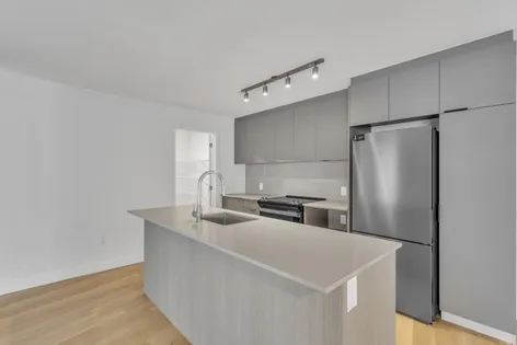 1 room apartment of 49m² in Montreal
