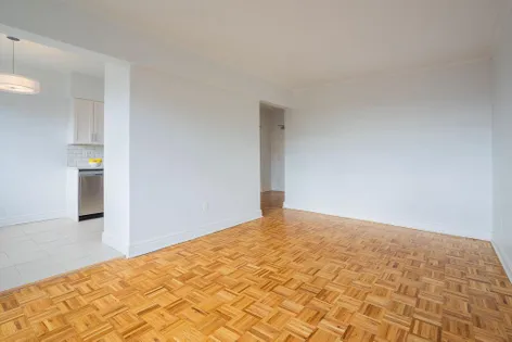 1 room apartment of 63 m² in Montreal