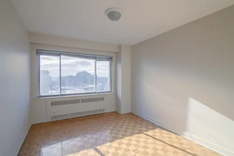 1 room apartment of 49 m² in Montreal
