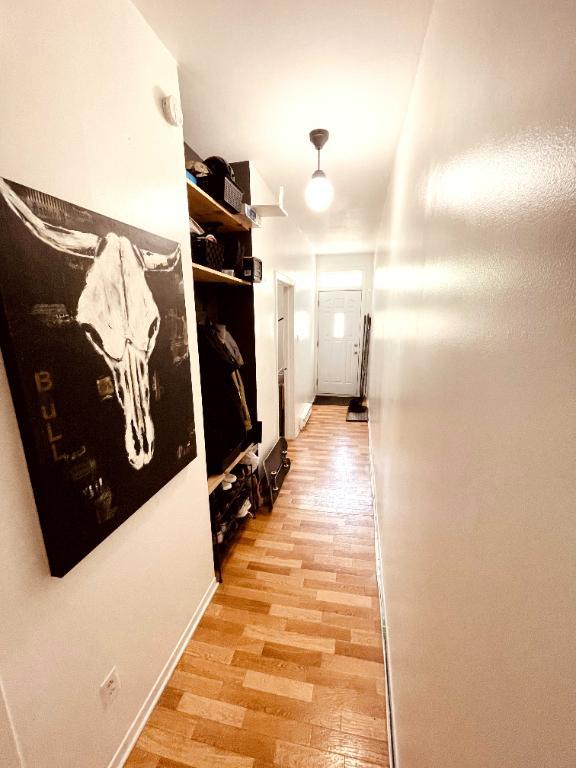 Grand 3½ – À 3 min du métro Rosemont - Spacious One-Bedroom - 3 min walk to Rosemont Metro