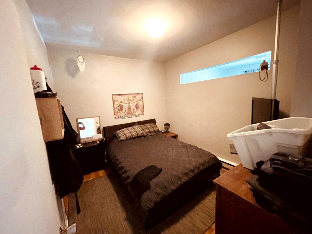 Grand 3½ – À 3 min du métro Rosemont - Spacious One-Bedroom - 3 min walk to Rosemont Metro