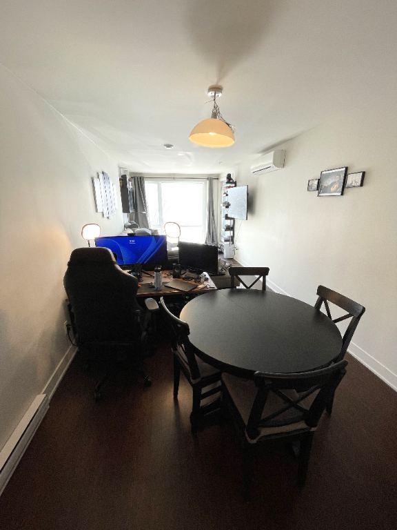 Beautiful 3 1/2 Condo-Style Apartment Downtown Montreal - Available NOW!