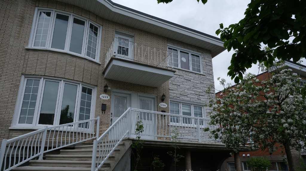 Grand 5 ½ à louer à Chomedey – Emplacement idéal!