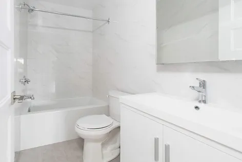 5 rooms apartment of 91 m² in Montreal