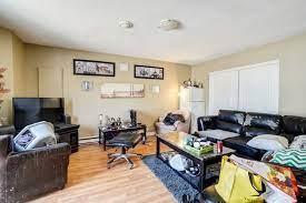 Buckingham, Beau 5 1/2 à louer, 1018 Rue Georges secteur idéal!